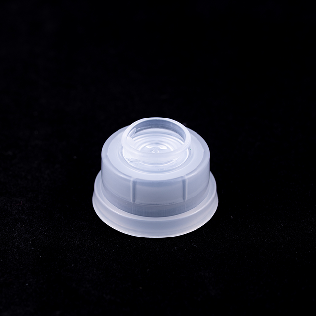 China Φ32mm polypropylene cap/nozzle for plastic infusion container ...